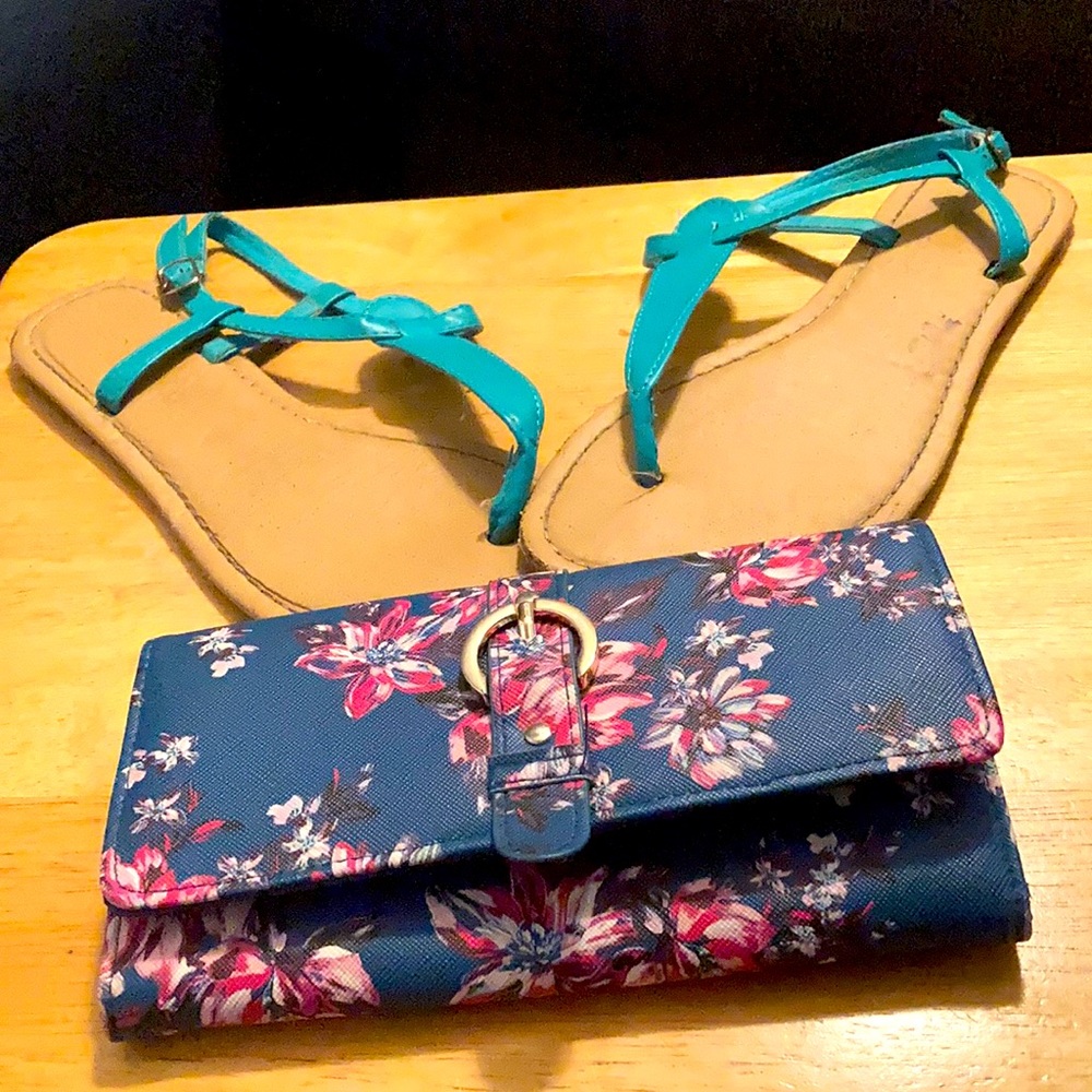 Wallet never used brand new